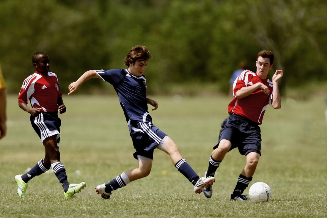 金沙娱乐下载APP · 赛场氛围（界面示意）